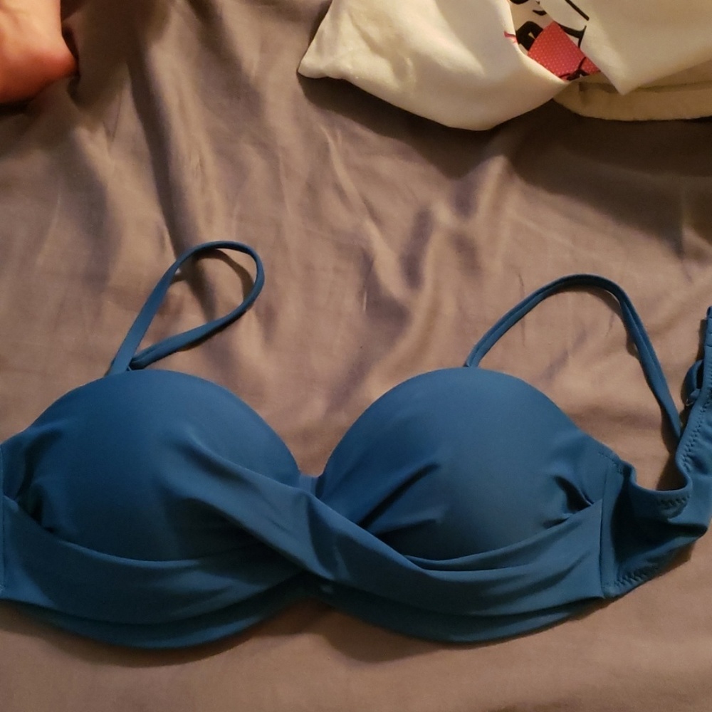 L bathing suit top